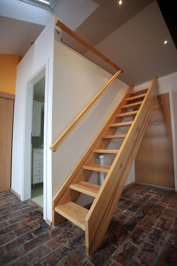 File:Residence Centre Cankarjeva 2026 orange apartment Archive JSKD.jpg