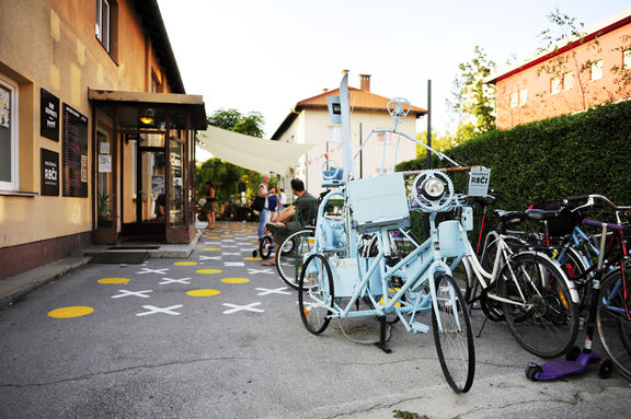 Library of things, Community Centre Savsko naselje Neighbourhood, ProstoRož, 2016.