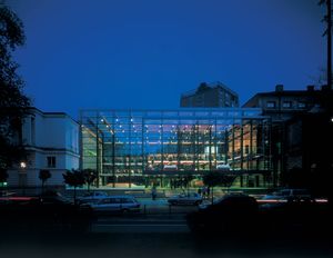 <!--LINK'" 0:788--> are responsible for the central part of the <!--LINK'" 0:789-->, a huge glass lobby connecting the two previously separate parts of the gallery, 2001