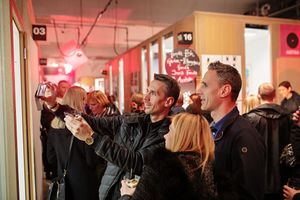 <!--LINK'" 0:337-->, 2019.