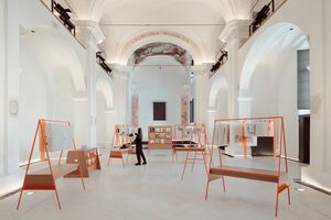 <i>Illustration Corner</i>, mobile exhibition by <!--LINK'" 0:384-->