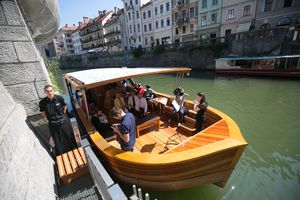 During <!--LINK'" 0:1057--> various concerts were held on a boat in the middle of Ljubljana, here with the Croatian flautist Ana Votupal, 2016