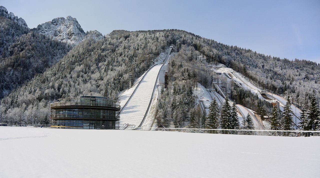 File:Planica Museum 2015 flying hill.jpg