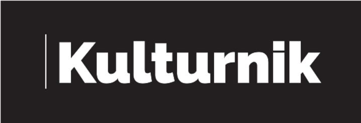 File:Kulturnik.si (logo) black backgroung.svg