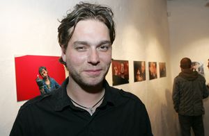 Photographer <!--LINK'" 0:694-->
