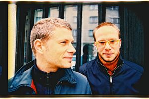 <!--LINK'" 0:115--> group portrait, 2007