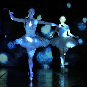 <i>33 Turns</i> performance by <!--LINK'" 0:901-->, produced by <!--LINK'" 0:902-->, <!--LINK'" 0:903-->, 2011