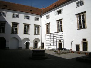 <!--LINK'" 0:181-->, 2014