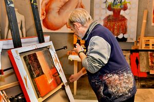 Paolo Cervi Kervischer at the Studio Sempeter of the ART CIRCLE International Visual Arts Festival 2024.