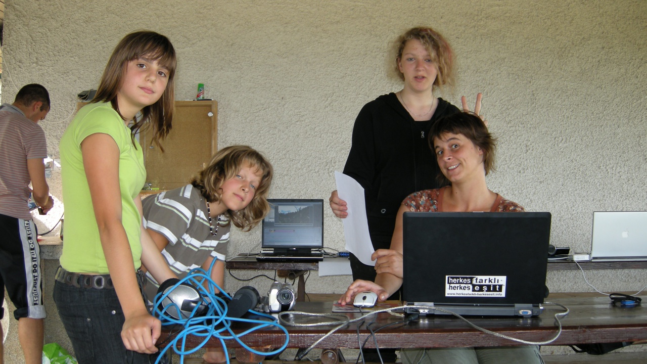 File:Luksuz Festival 2.JPG