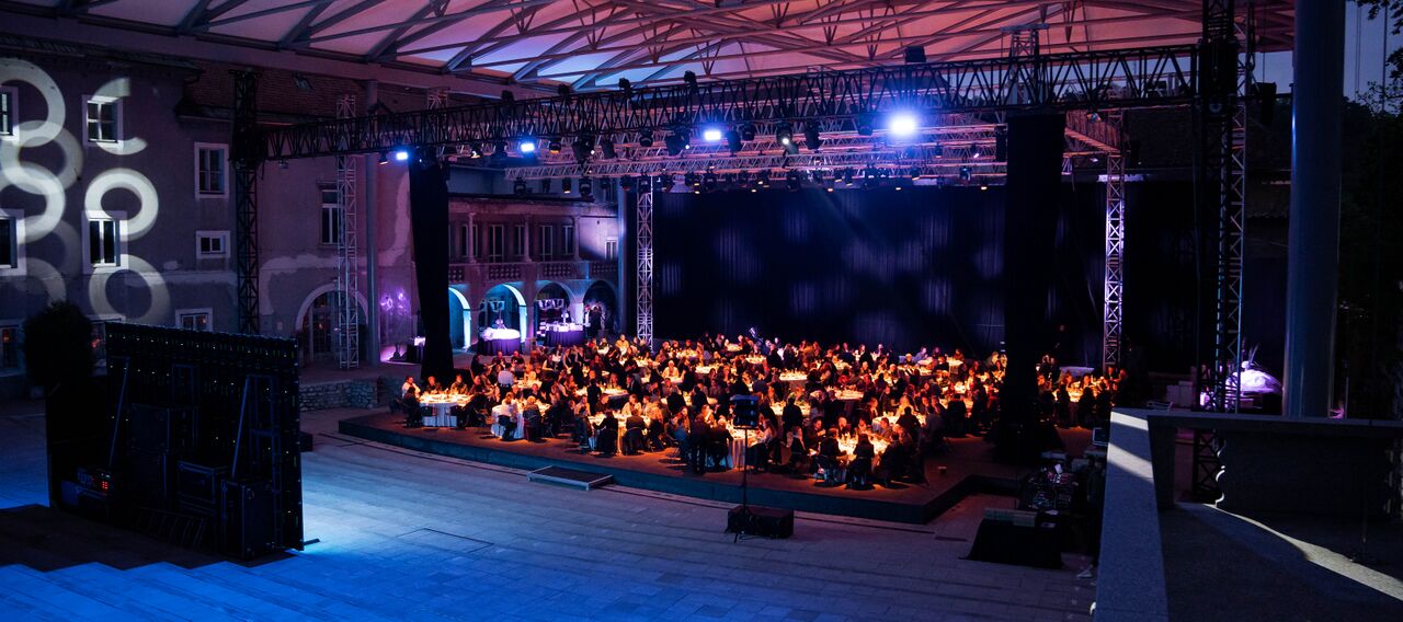 File:BLD01229 copy.jpg