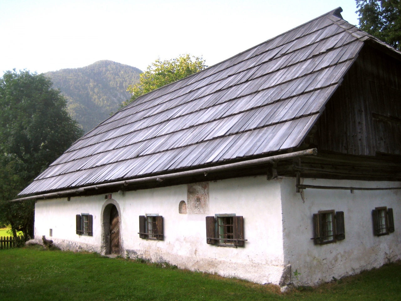 File:Pocar Homestead Mojstrana - 01.JPG
