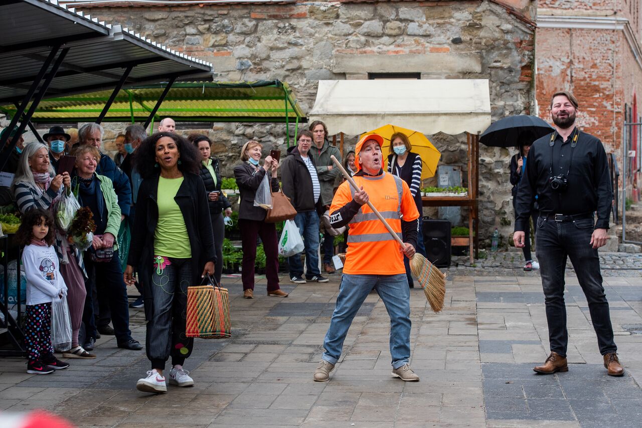 Lyrical moments by Bunker and Ensemble Leporello at Crossings Festival, 2021