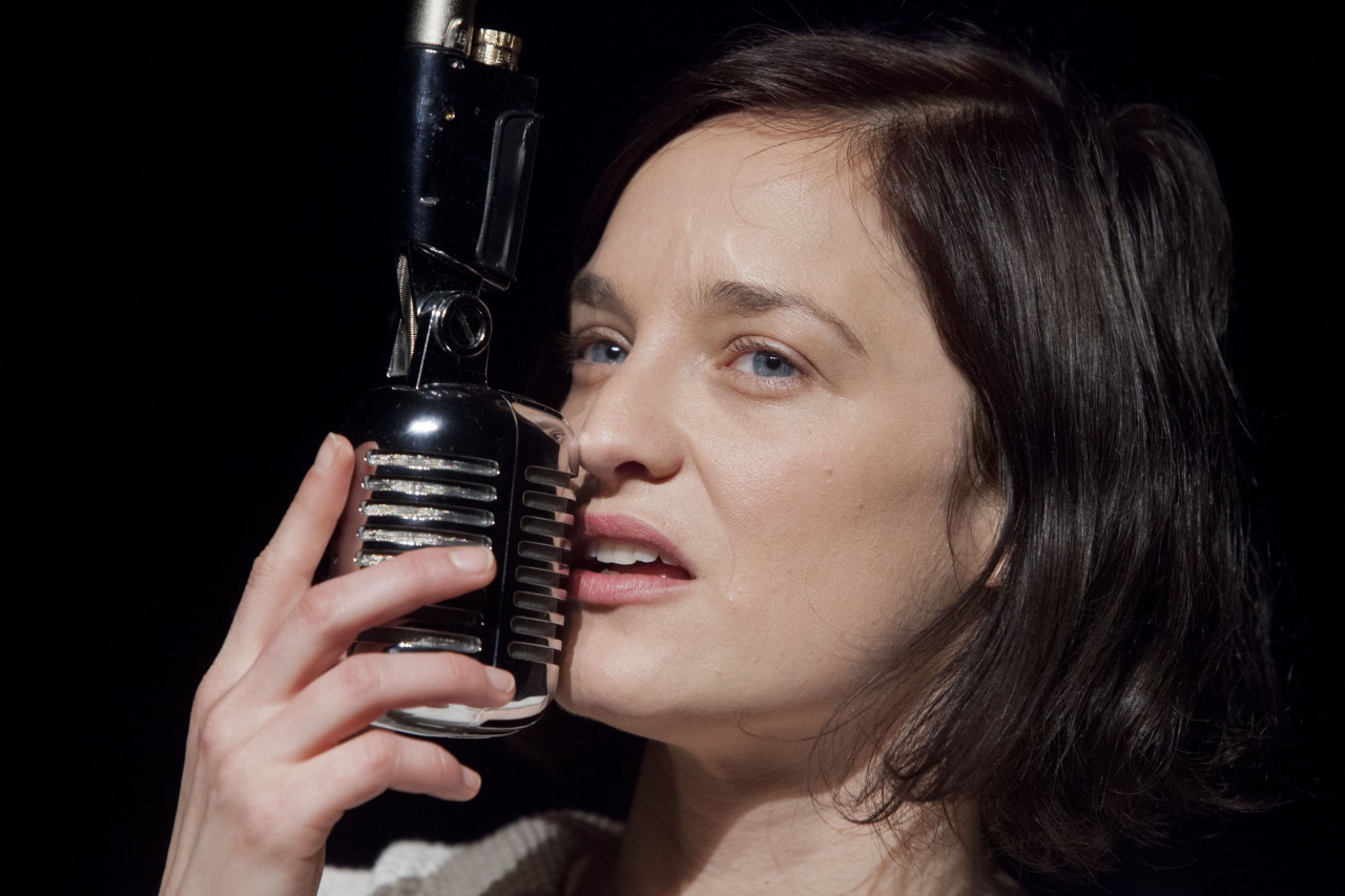 File:Mini Theatre 2014 Jagodno dekle.JPG