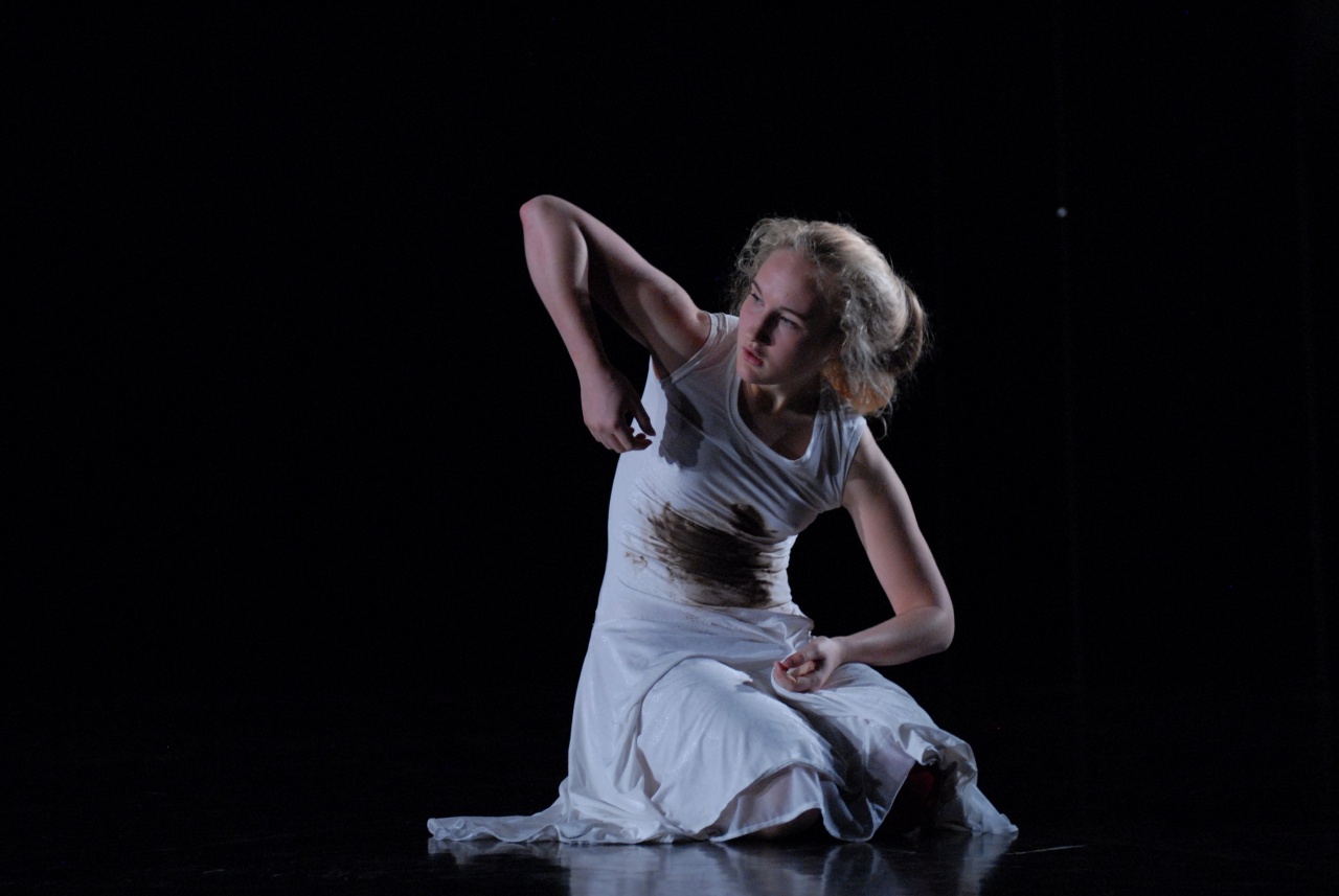 File:JSKD Dance Department 2012 Fasada.JPG