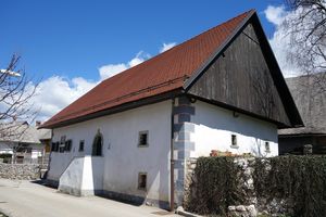 <!--LINK'" 0:118--> (pr' Ribču) located in the village of Vrba in the Municipality of Žirovnica.