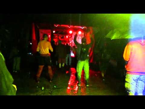 INDUST BAG-Ti si stroj+100 decibelov