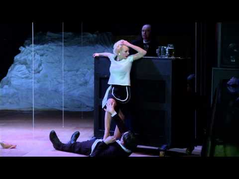 Franz Kafka - Grad / The Castle